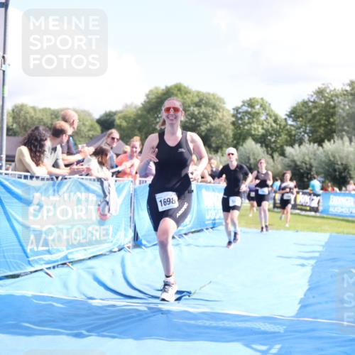 25.08.2024 - Elbe Triathlon Hamburg H.Heesch http://msf.ph/oto/6878575 25.08.2024 12:11:39 Ziel 541, 1503, 1527, 1547, 1698, 1709 meine-sportfotos.de