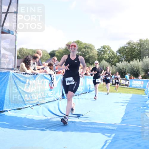 25.08.2024 - Elbe Triathlon Hamburg H.Heesch http://msf.ph/oto/6878578 25.08.2024 12:11:39 Ziel 541, 1503, 1527, 1547, 1698, 1709 meine-sportfotos.de