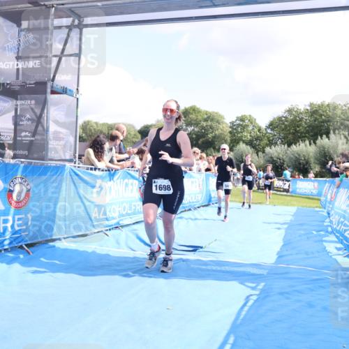 25.08.2024 - Elbe Triathlon Hamburg H.Heesch http://msf.ph/oto/6878586 25.08.2024 12:11:39 Ziel 541, 1503, 1527, 1547, 1698, 1709 meine-sportfotos.de