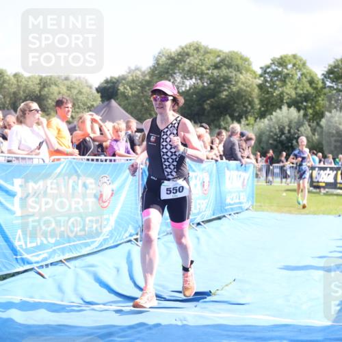 25.08.2024 - Elbe Triathlon Hamburg H.Heesch http://msf.ph/oto/6878587 25.08.2024 11:49:02 Ziel 550, 1522 meine-sportfotos.de