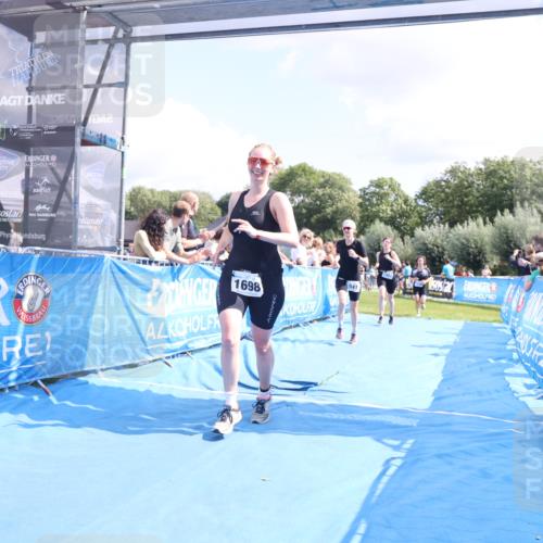 25.08.2024 - Elbe Triathlon Hamburg H.Heesch http://msf.ph/oto/6878588 25.08.2024 12:11:39 Ziel 541, 1503, 1527, 1547, 1698, 1709 meine-sportfotos.de