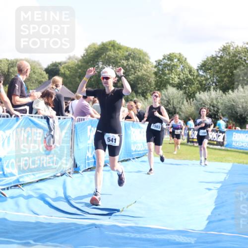 25.08.2024 - Elbe Triathlon Hamburg H.Heesch http://msf.ph/oto/6878590 25.08.2024 12:11:40 Ziel 405, 541, 1503, 1527, 1547, 1698, 1709 meine-sportfotos.de