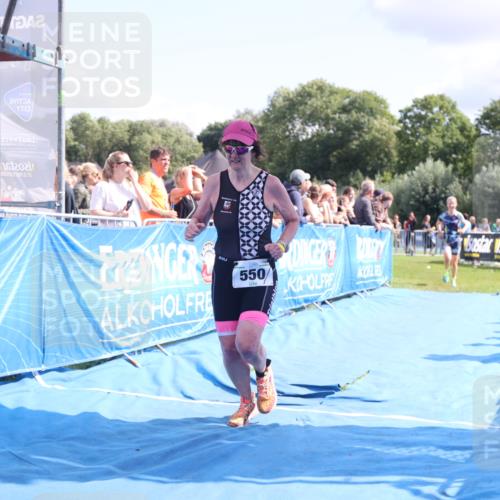 25.08.2024 - Elbe Triathlon Hamburg H.Heesch http://msf.ph/oto/6878595 25.08.2024 11:49:02 Ziel 550, 1522 meine-sportfotos.de