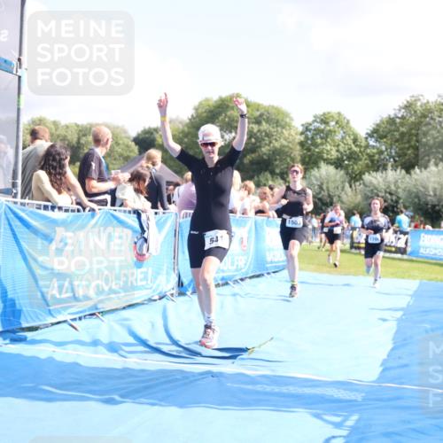 25.08.2024 - Elbe Triathlon Hamburg H.Heesch http://msf.ph/oto/6878598 25.08.2024 12:11:41 Ziel 405, 541, 1503, 1527, 1547, 1698, 1709 meine-sportfotos.de