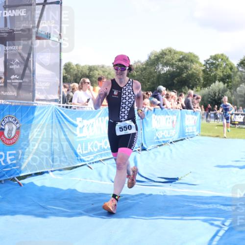 25.08.2024 - Elbe Triathlon Hamburg H.Heesch http://msf.ph/oto/6878600 25.08.2024 11:49:02 Ziel 550, 1522 meine-sportfotos.de