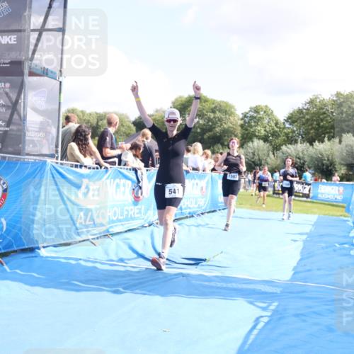 25.08.2024 - Elbe Triathlon Hamburg H.Heesch http://msf.ph/oto/6878603 25.08.2024 12:11:41 Ziel 405, 541, 1503, 1527, 1547, 1698, 1709 meine-sportfotos.de
