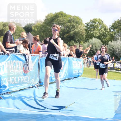 25.08.2024 - Elbe Triathlon Hamburg H.Heesch http://msf.ph/oto/6878610 25.08.2024 12:11:42 Ziel 405, 541, 1503, 1527, 1698, 1709 meine-sportfotos.de