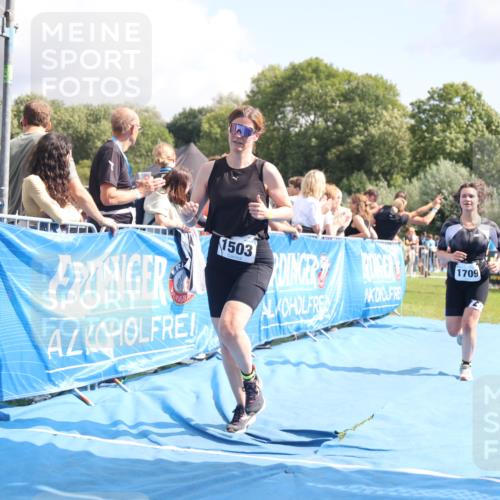 25.08.2024 - Elbe Triathlon Hamburg H.Heesch http://msf.ph/oto/6878623 25.08.2024 12:11:42 Ziel 405, 541, 1503, 1527, 1698, 1709 meine-sportfotos.de