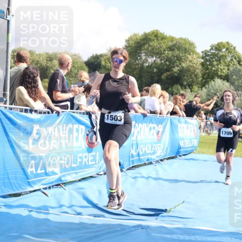 25.08.2024 - Elbe Triathlon Hamburg H.Heesch http://msf.ph/oto/6878625 25.08.2024 12:11:42 Ziel 405, 541, 1503, 1527, 1698, 1709 meine-sportfotos.de