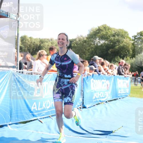 25.08.2024 - Elbe Triathlon Hamburg H.Heesch http://msf.ph/oto/6878626 25.08.2024 11:49:06 Ziel 550, 1522 meine-sportfotos.de