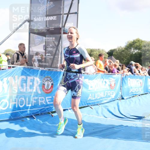 25.08.2024 - Elbe Triathlon Hamburg H.Heesch http://msf.ph/oto/6878641 25.08.2024 11:49:06 Ziel 550, 1522 meine-sportfotos.de