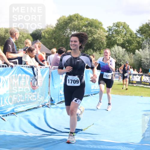 25.08.2024 - Elbe Triathlon Hamburg H.Heesch http://msf.ph/oto/6878652 25.08.2024 12:11:43 Ziel 405, 541, 1503, 1527, 1698, 1709 meine-sportfotos.de