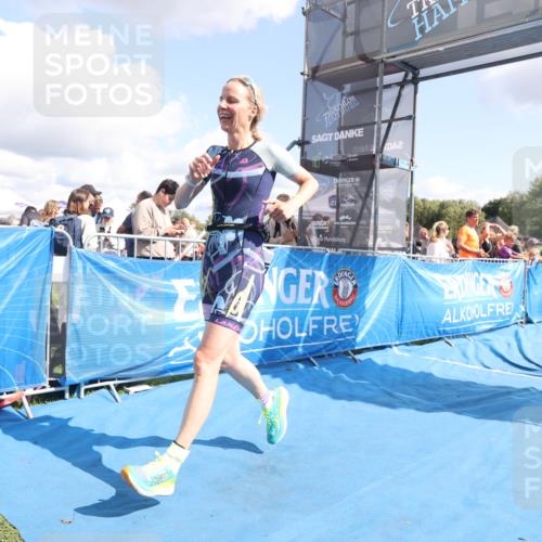 25.08.2024 - Elbe Triathlon Hamburg H.Heesch http://msf.ph/oto/6878657 25.08.2024 11:49:07 Ziel 550, 1463, 1522 meine-sportfotos.de