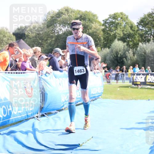 25.08.2024 - Elbe Triathlon Hamburg H.Heesch http://msf.ph/oto/6878665 25.08.2024 11:49:14 Ziel 1463 meine-sportfotos.de