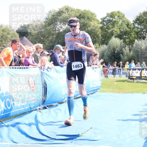 25.08.2024 - Elbe Triathlon Hamburg H.Heesch http://msf.ph/oto/6878667 25.08.2024 11:49:14 Ziel 1463 meine-sportfotos.de