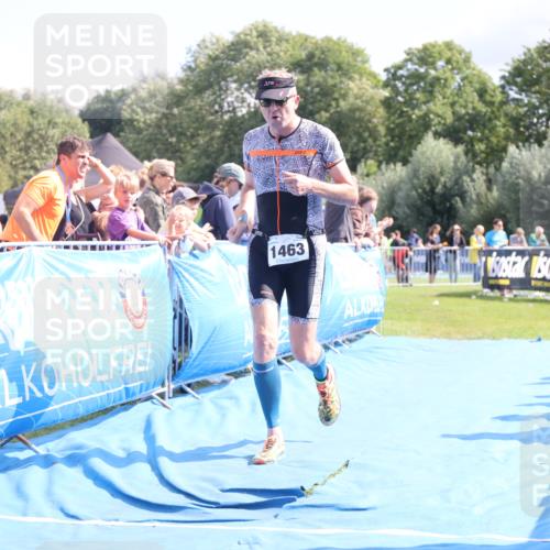 25.08.2024 - Elbe Triathlon Hamburg H.Heesch http://msf.ph/oto/6878669 25.08.2024 11:49:14 Ziel 1463 meine-sportfotos.de