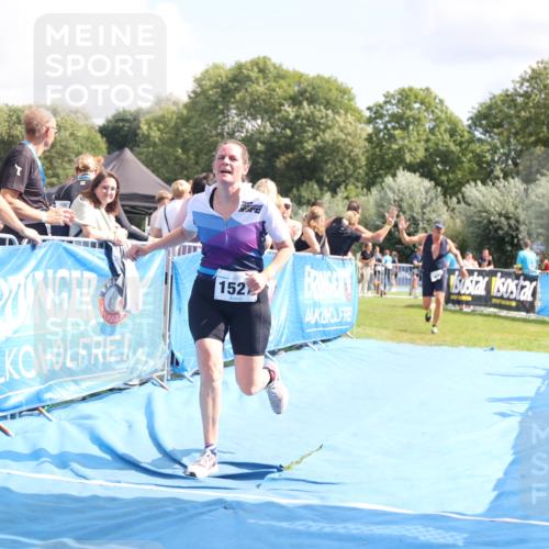 25.08.2024 - Elbe Triathlon Hamburg H.Heesch http://msf.ph/oto/6878670 25.08.2024 12:11:44 Ziel 405, 541, 1503, 1527, 1698, 1709 meine-sportfotos.de