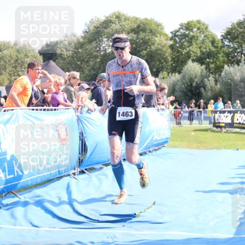 25.08.2024 - Elbe Triathlon Hamburg H.Heesch http://msf.ph/oto/6878671 25.08.2024 11:49:15 Ziel 1463 meine-sportfotos.de
