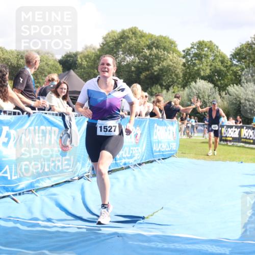 25.08.2024 - Elbe Triathlon Hamburg H.Heesch http://msf.ph/oto/6878677 25.08.2024 12:11:44 Ziel 405, 541, 1503, 1527, 1698, 1709 meine-sportfotos.de