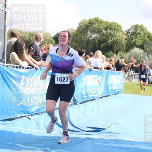 25.08.2024 - Elbe Triathlon Hamburg H.Heesch http://msf.ph/oto/6878686 25.08.2024 12:11:45 Ziel 405, 541, 1503, 1527, 1698, 1709 meine-sportfotos.de