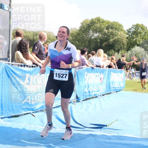 25.08.2024 - Elbe Triathlon Hamburg H.Heesch http://msf.ph/oto/6878689 25.08.2024 12:11:45 Ziel 405, 541, 1503, 1527, 1698, 1709 meine-sportfotos.de