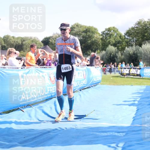 25.08.2024 - Elbe Triathlon Hamburg H.Heesch http://msf.ph/oto/6878690 25.08.2024 11:49:15 Ziel 1463 meine-sportfotos.de