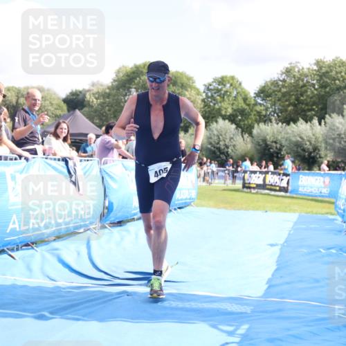 25.08.2024 - Elbe Triathlon Hamburg H.Heesch http://msf.ph/oto/6878718 25.08.2024 12:11:49 Ziel 405, 1503, 1527, 1709 meine-sportfotos.de