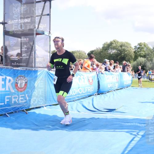 25.08.2024 - Elbe Triathlon Hamburg H.Heesch http://msf.ph/oto/6878723 25.08.2024 11:49:43 Ziel 548, 549, 1410, 1496 meine-sportfotos.de