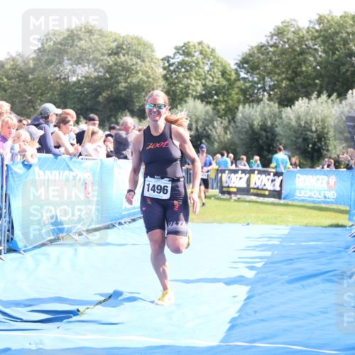 25.08.2024 - Elbe Triathlon Hamburg H.Heesch http://msf.ph/oto/6878734 25.08.2024 11:49:45 Ziel 548, 549, 1410, 1496 meine-sportfotos.de