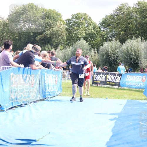 25.08.2024 - Elbe Triathlon Hamburg H.Heesch http://msf.ph/oto/6878745 25.08.2024 12:12:08 Ziel 459, 674, 1575 meine-sportfotos.de