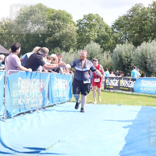 25.08.2024 - Elbe Triathlon Hamburg H.Heesch http://msf.ph/oto/6878758 25.08.2024 12:12:08 Ziel 459, 674, 1575 meine-sportfotos.de