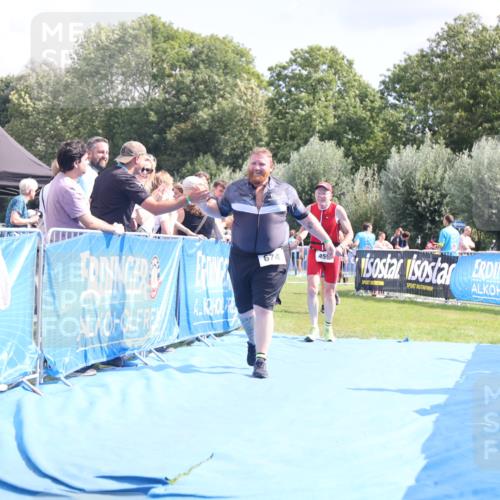 25.08.2024 - Elbe Triathlon Hamburg H.Heesch http://msf.ph/oto/6878772 25.08.2024 12:12:09 Ziel 459, 674, 1575 meine-sportfotos.de