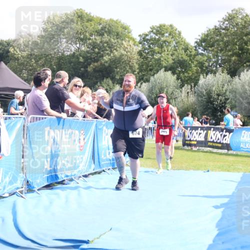 25.08.2024 - Elbe Triathlon Hamburg H.Heesch http://msf.ph/oto/6878776 25.08.2024 12:12:09 Ziel 459, 674, 1575 meine-sportfotos.de