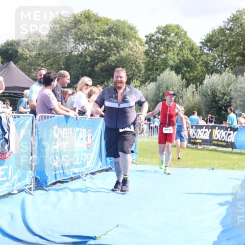 25.08.2024 - Elbe Triathlon Hamburg H.Heesch http://msf.ph/oto/6878785 25.08.2024 12:12:09 Ziel 459, 674, 1575 meine-sportfotos.de