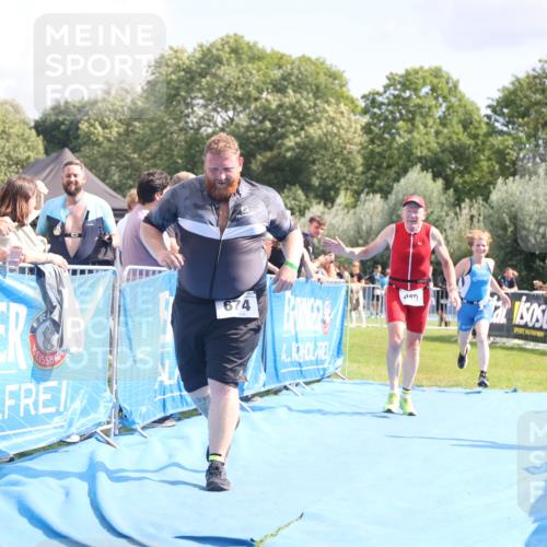 25.08.2024 - Elbe Triathlon Hamburg H.Heesch http://msf.ph/oto/6878789 25.08.2024 12:12:10 Ziel 459, 674, 1575 meine-sportfotos.de
