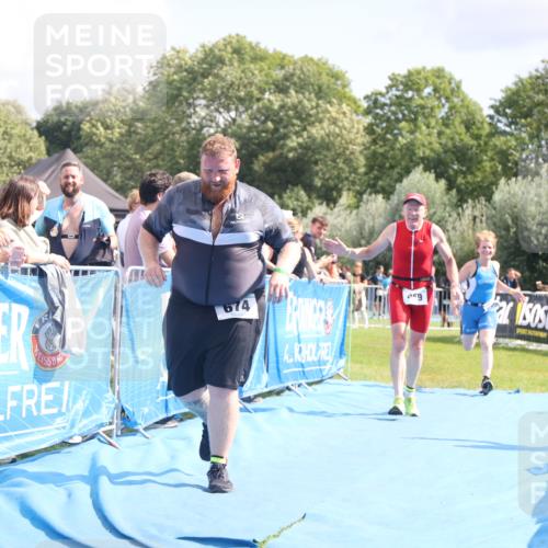 25.08.2024 - Elbe Triathlon Hamburg H.Heesch http://msf.ph/oto/6878790 25.08.2024 12:12:10 Ziel 459, 674, 1575 meine-sportfotos.de