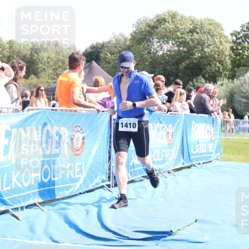 25.08.2024 - Elbe Triathlon Hamburg H.Heesch http://msf.ph/oto/6878799 25.08.2024 11:49:50 Ziel 493, 548, 549, 1410, 1496 meine-sportfotos.de