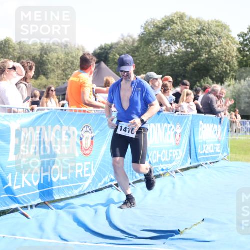 25.08.2024 - Elbe Triathlon Hamburg H.Heesch http://msf.ph/oto/6878804 25.08.2024 11:49:50 Ziel 493, 548, 549, 1410, 1496 meine-sportfotos.de