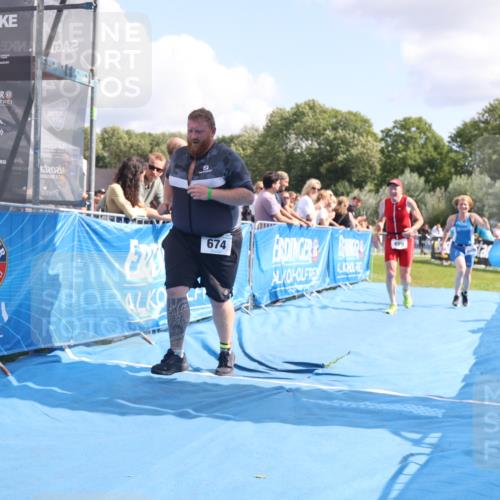 25.08.2024 - Elbe Triathlon Hamburg H.Heesch http://msf.ph/oto/6878813 25.08.2024 12:12:11 Ziel 459, 674, 1575 meine-sportfotos.de