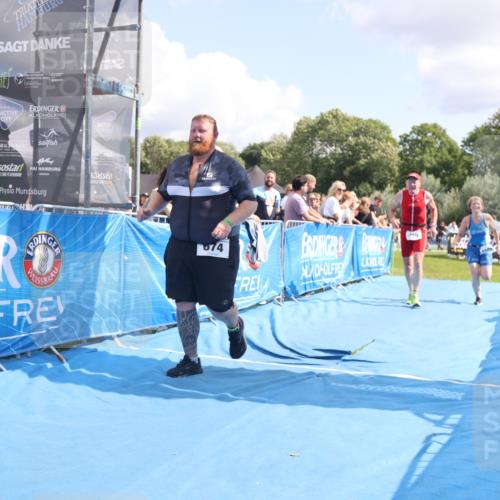 25.08.2024 - Elbe Triathlon Hamburg H.Heesch http://msf.ph/oto/6878821 25.08.2024 12:12:11 Ziel 459, 674, 1575 meine-sportfotos.de