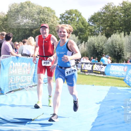 25.08.2024 - Elbe Triathlon Hamburg H.Heesch http://msf.ph/oto/6878825 25.08.2024 12:12:13 Ziel 459, 674, 1575 meine-sportfotos.de