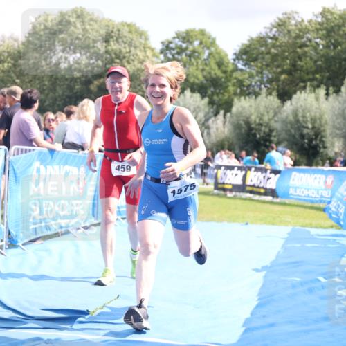 25.08.2024 - Elbe Triathlon Hamburg H.Heesch http://msf.ph/oto/6878826 25.08.2024 12:12:13 Ziel 459, 674, 1575 meine-sportfotos.de