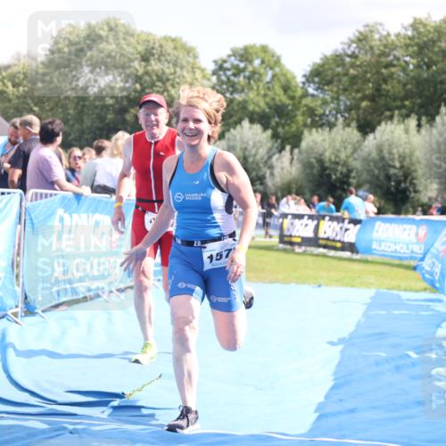 25.08.2024 - Elbe Triathlon Hamburg H.Heesch http://msf.ph/oto/6878828 25.08.2024 12:12:13 Ziel 459, 674, 1575 meine-sportfotos.de