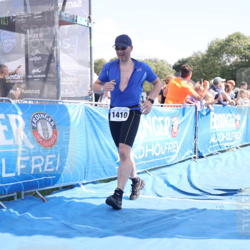 25.08.2024 - Elbe Triathlon Hamburg H.Heesch http://msf.ph/oto/6878840 25.08.2024 11:49:51 Ziel 493, 549, 1410, 1496 meine-sportfotos.de