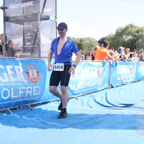25.08.2024 - Elbe Triathlon Hamburg H.Heesch http://msf.ph/oto/6878847 25.08.2024 11:49:51 Ziel 493, 549, 1410, 1496 meine-sportfotos.de