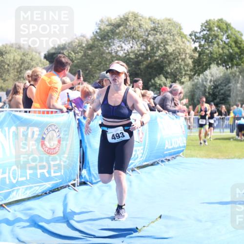 25.08.2024 - Elbe Triathlon Hamburg H.Heesch http://msf.ph/oto/6878857 25.08.2024 11:49:58 Ziel 493, 785 meine-sportfotos.de