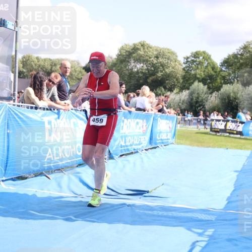 25.08.2024 - Elbe Triathlon Hamburg H.Heesch http://msf.ph/oto/6878867 25.08.2024 12:12:14 Ziel 459, 674, 1575 meine-sportfotos.de