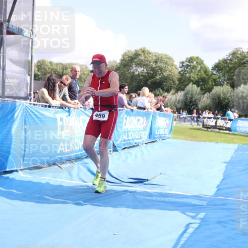 25.08.2024 - Elbe Triathlon Hamburg H.Heesch http://msf.ph/oto/6878868 25.08.2024 12:12:14 Ziel 459, 674, 1575 meine-sportfotos.de