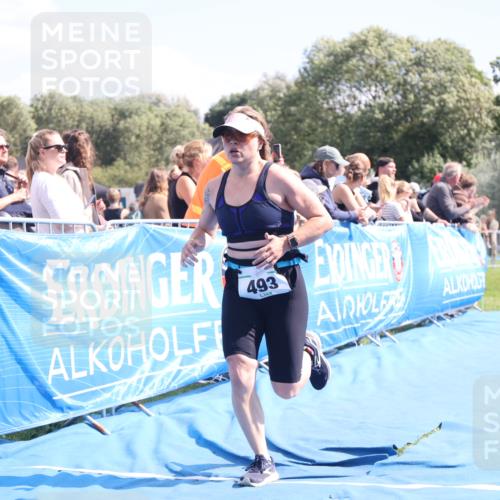 25.08.2024 - Elbe Triathlon Hamburg H.Heesch http://msf.ph/oto/6878869 25.08.2024 11:49:58 Ziel 493, 785 meine-sportfotos.de