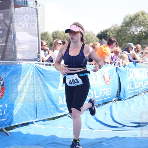 25.08.2024 - Elbe Triathlon Hamburg H.Heesch http://msf.ph/oto/6878880 25.08.2024 11:49:59 Ziel 411, 493, 785 meine-sportfotos.de